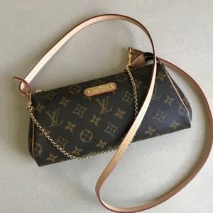 Louis Vuitton Crossbody purse